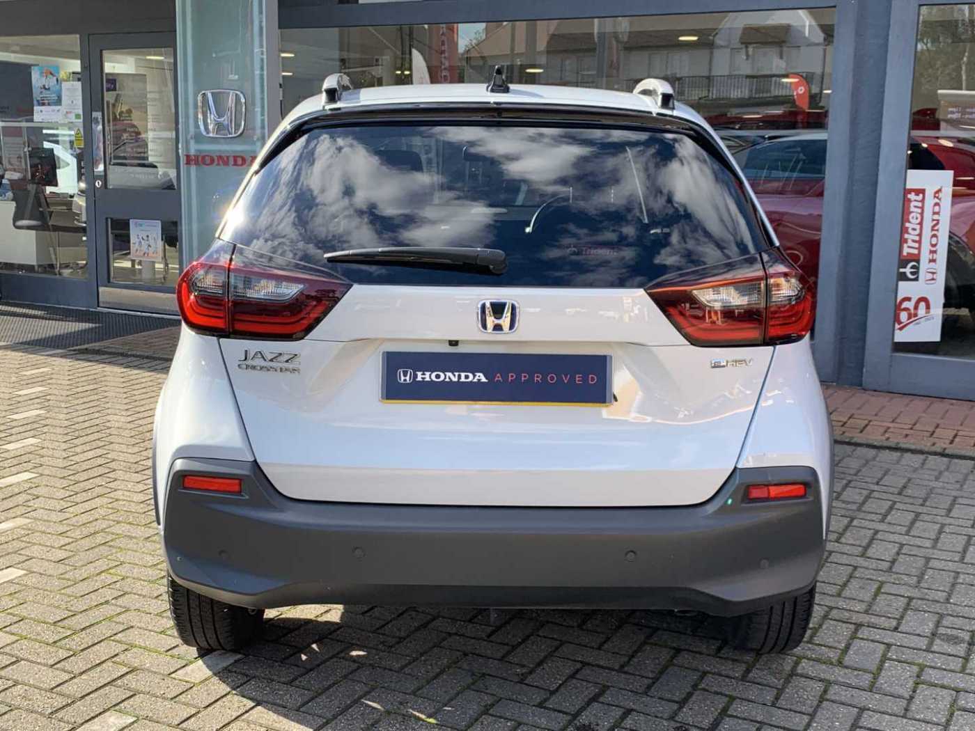 Honda Jazz 1.5 i-MMD Hybrid Crosstar EX 5dr eCVT - Image 7