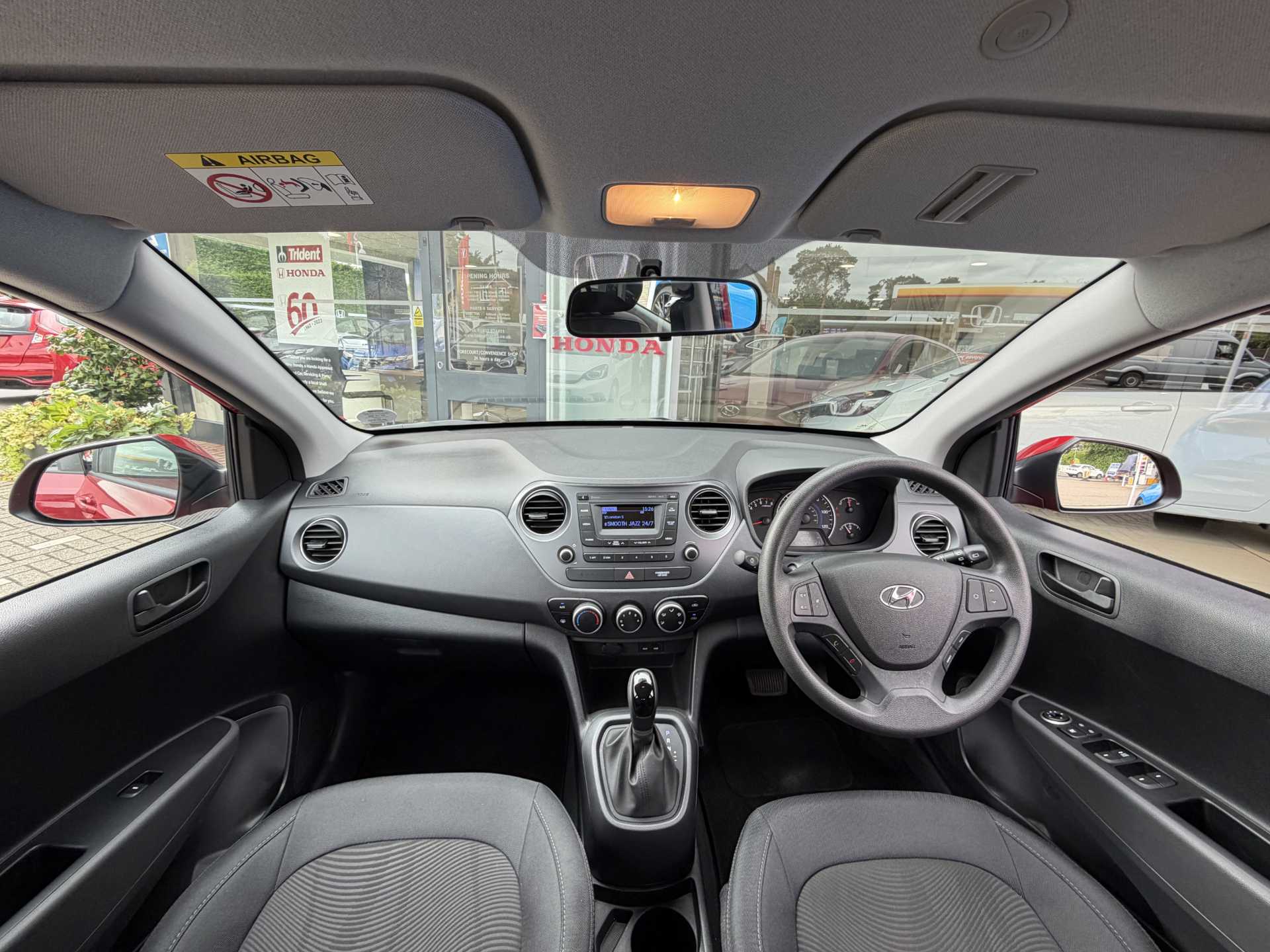 Hyundai I10 1.2 SE 5dr Auto - Image 4