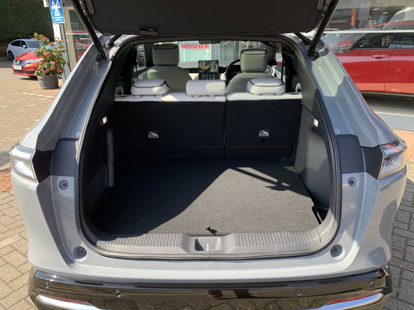 Honda e-Ny1 150kW Advance 69kWh 5dr Auto - Image 13