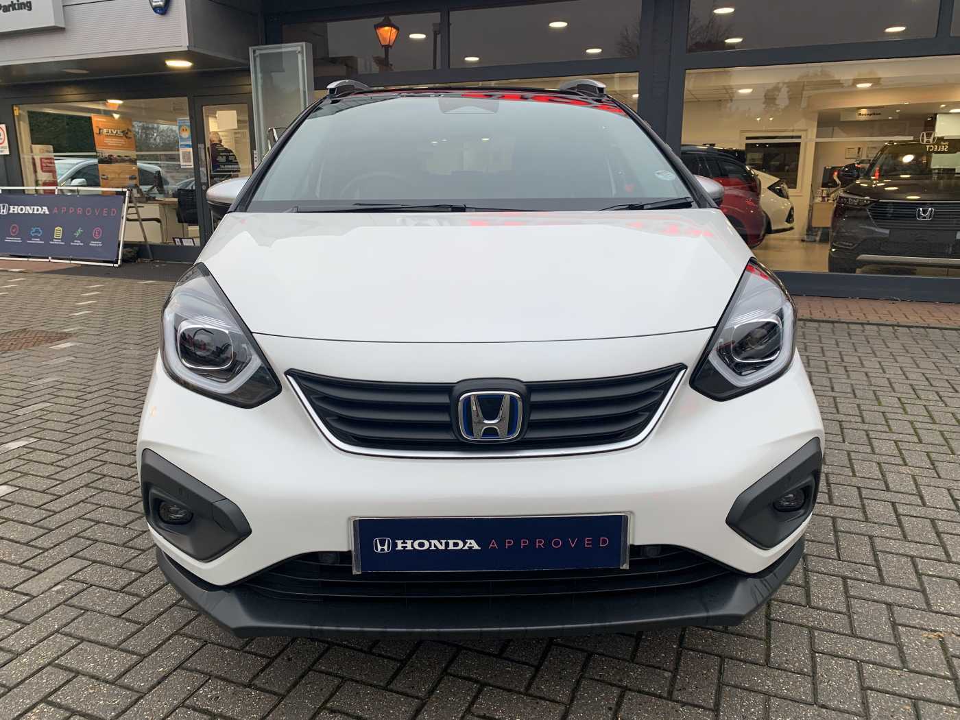 Honda Jazz 1.5 i-MMD Hybrid Crosstar EX 5dr eCVT - Image 6