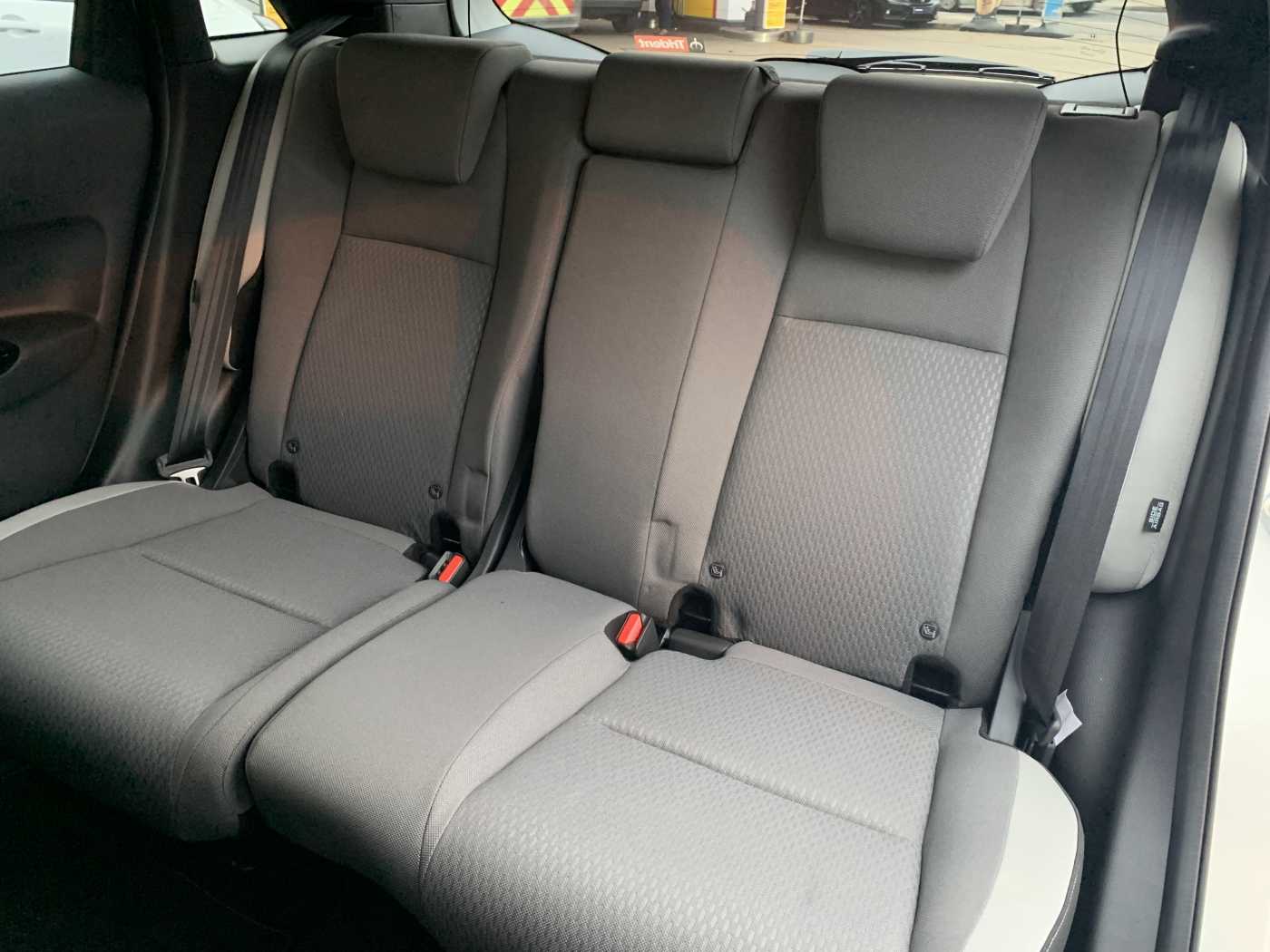 Honda Jazz 1.5 i-MMD Hybrid Crosstar EX 5dr eCVT - Image 8