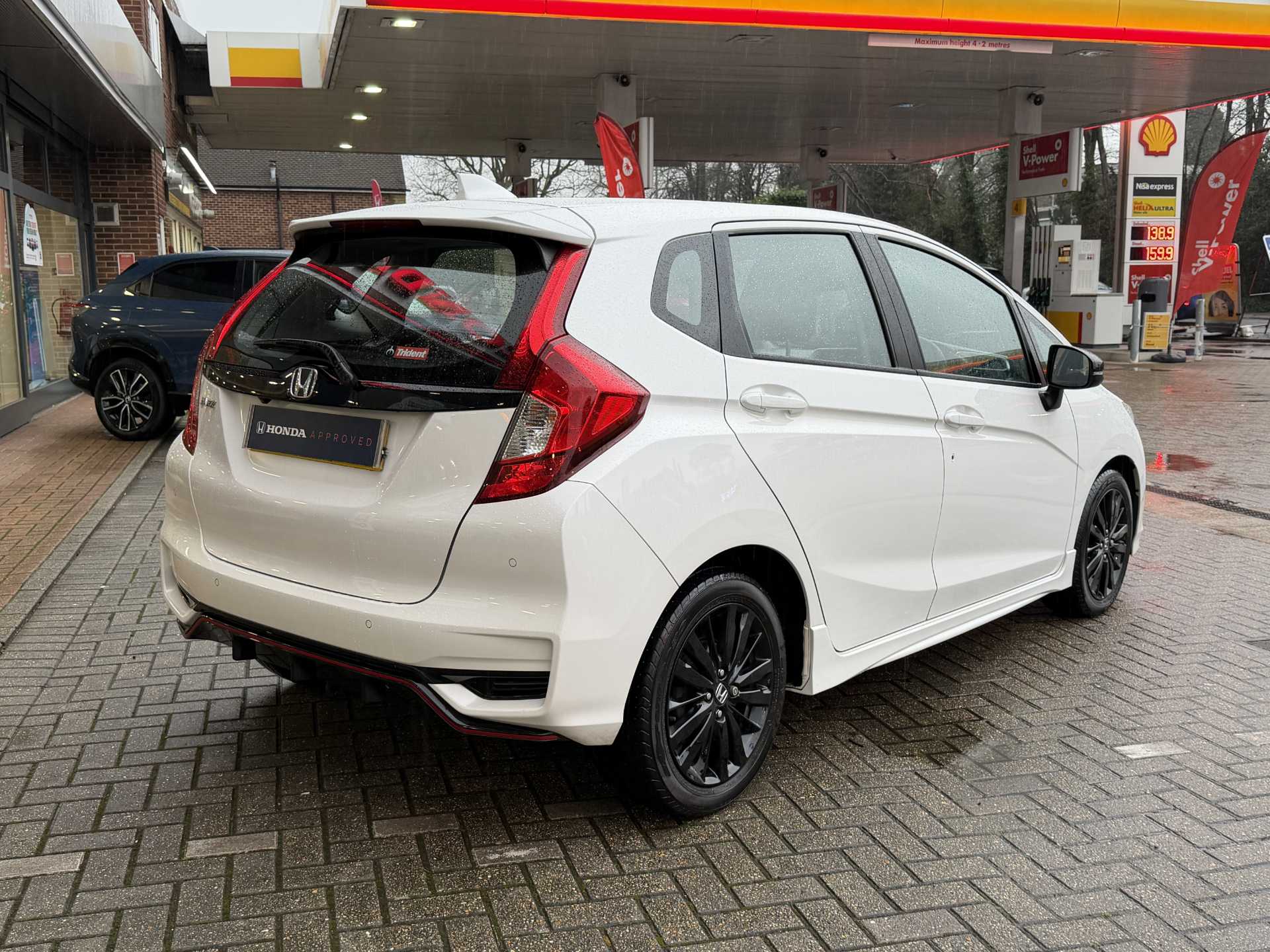 Honda Jazz 1.5 i-VTEC Sport 5dr Navi CVT - Image 12