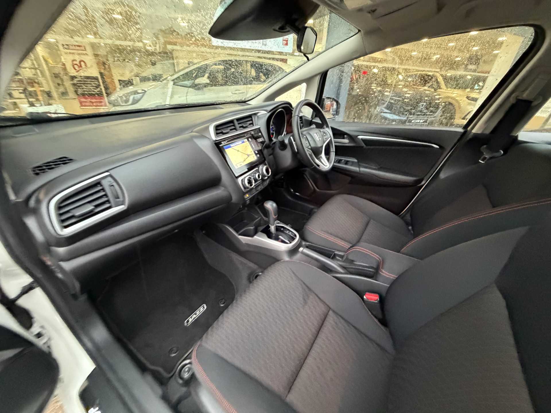 Honda Jazz 1.5 i-VTEC Sport 5dr Navi CVT - Image 15