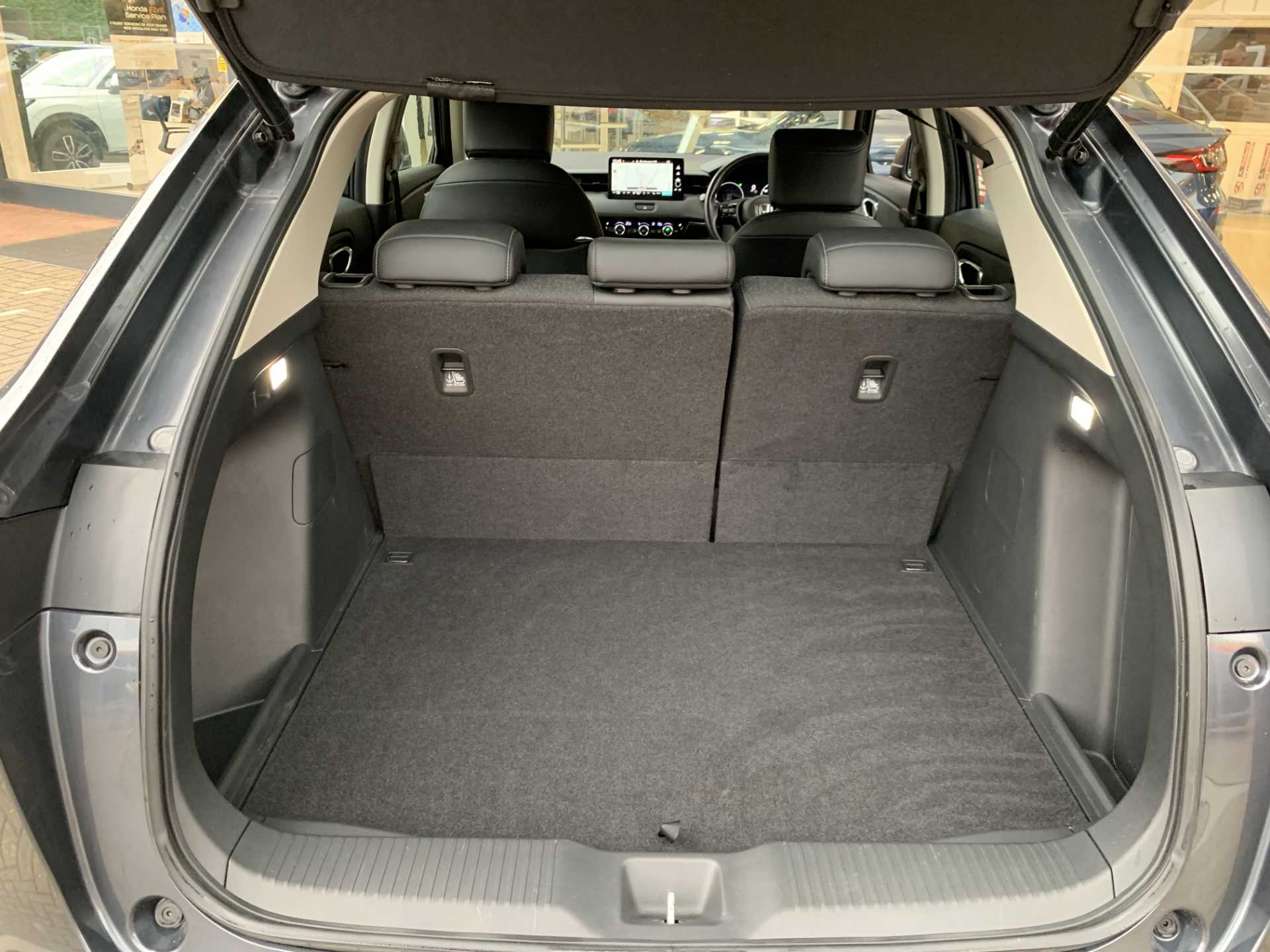 Honda HR-V 1.5 eHEV Advance 5dr CVT - Image 13