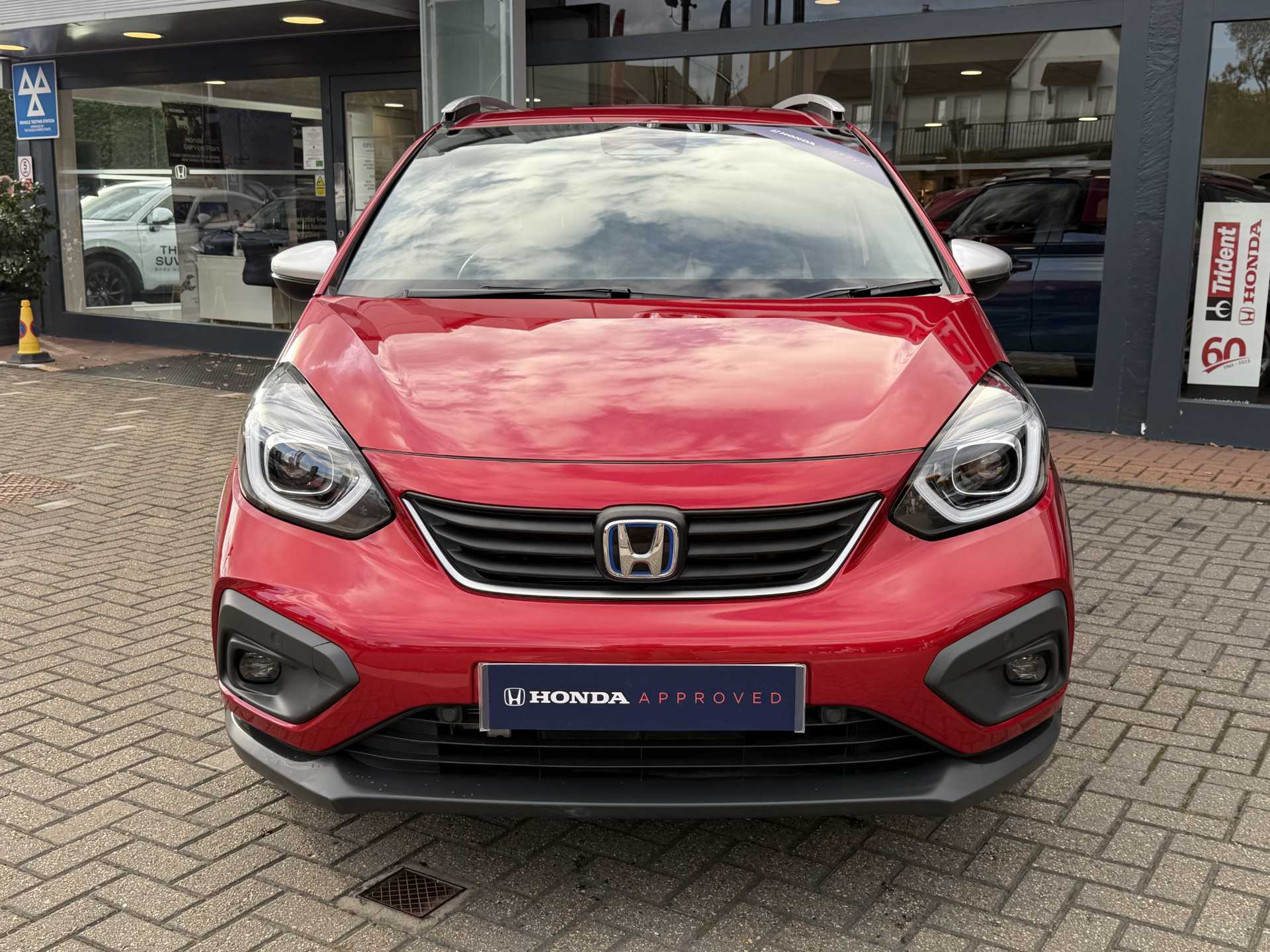 Honda Jazz 1.5 i-MMD Hybrid Crosstar EX 5dr eCVT - Image 6