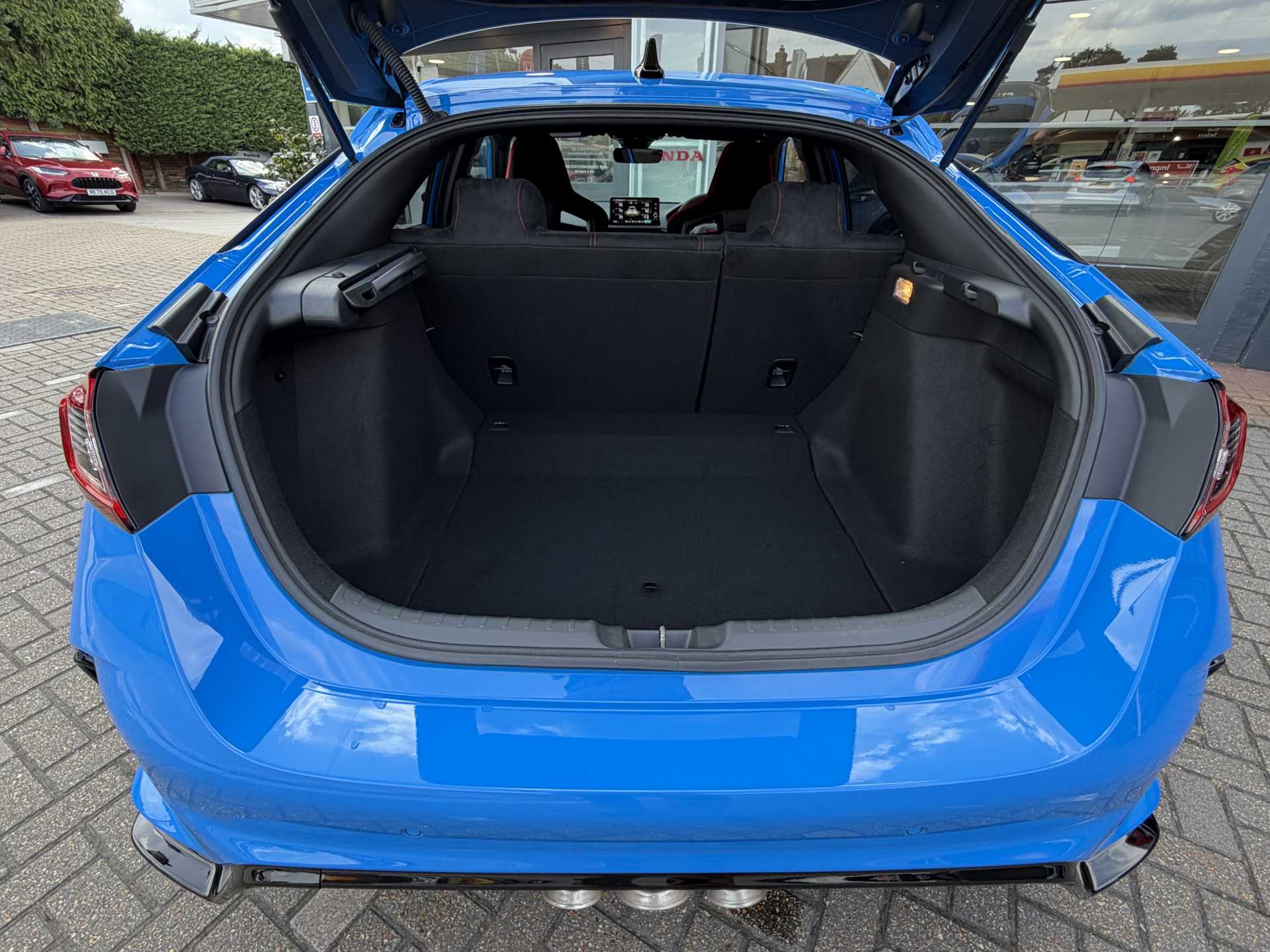 Honda Civic 2.0 VTEC Turbo Type R 5dr — image 13