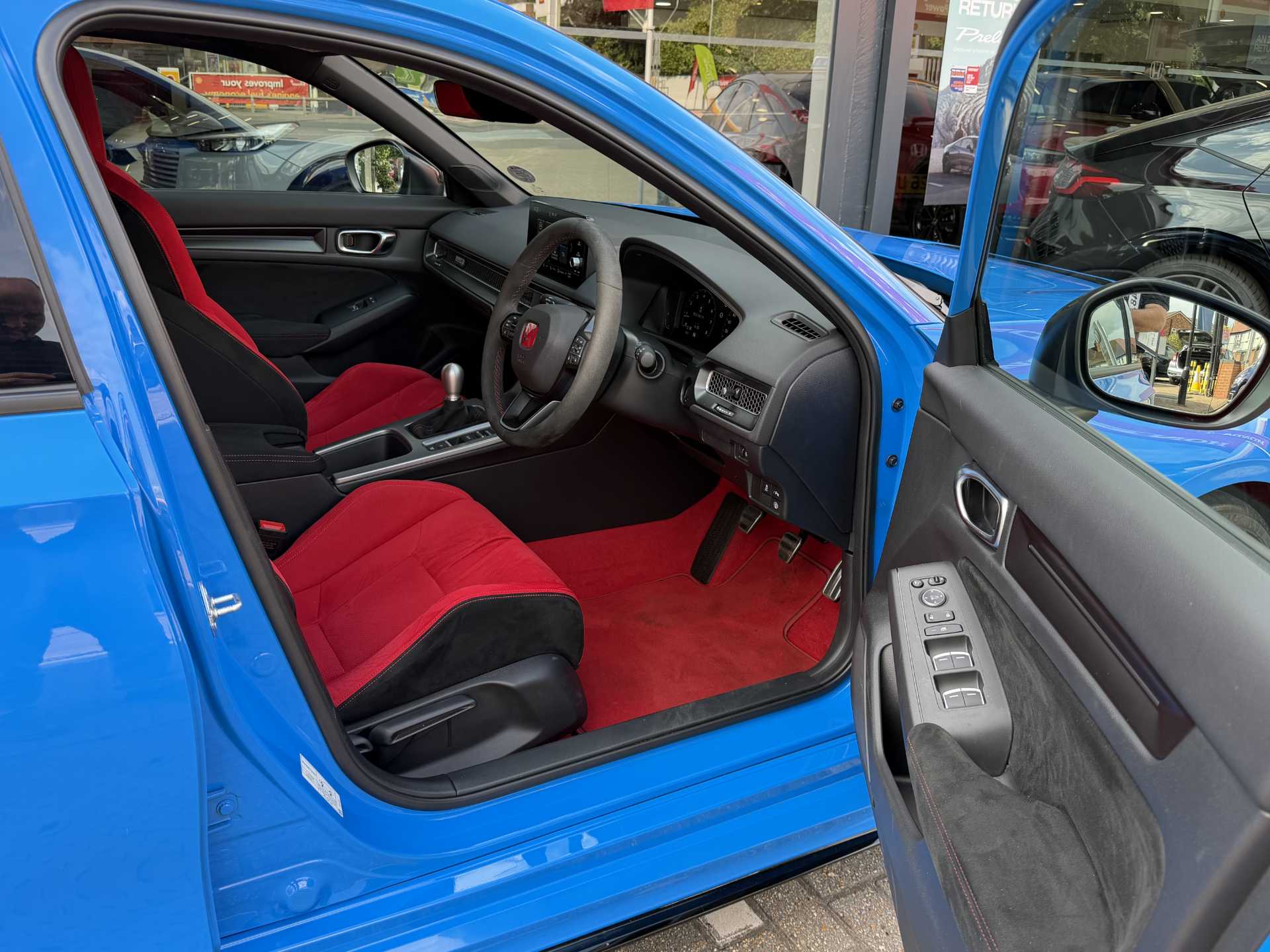 Honda Civic 2.0 VTEC Turbo Type R 5dr - Image 15