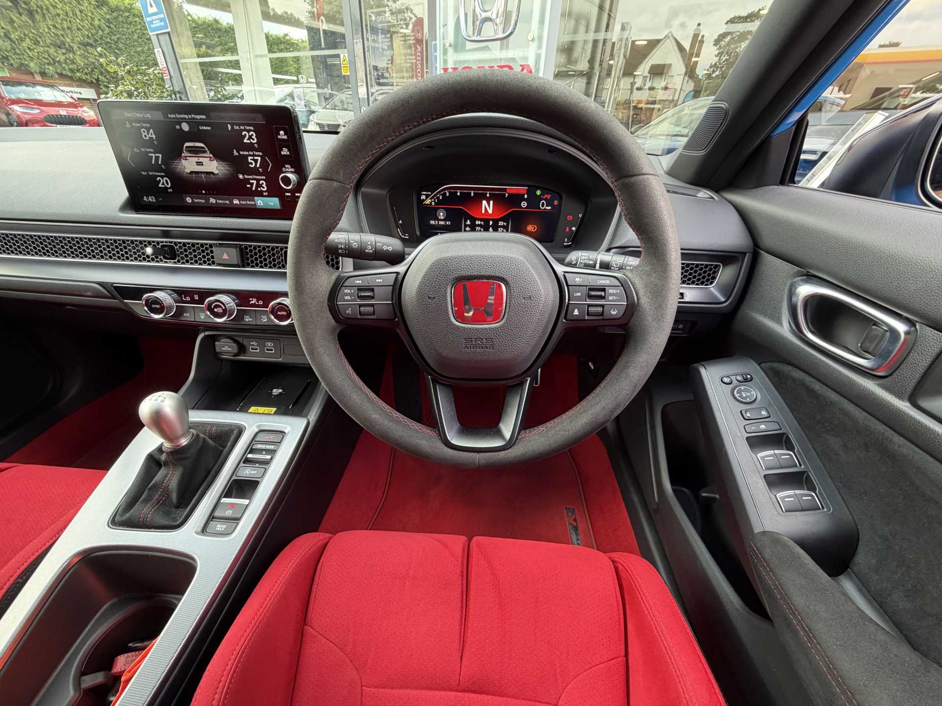 Honda Civic 2.0 VTEC Turbo Type R 5dr — image 18