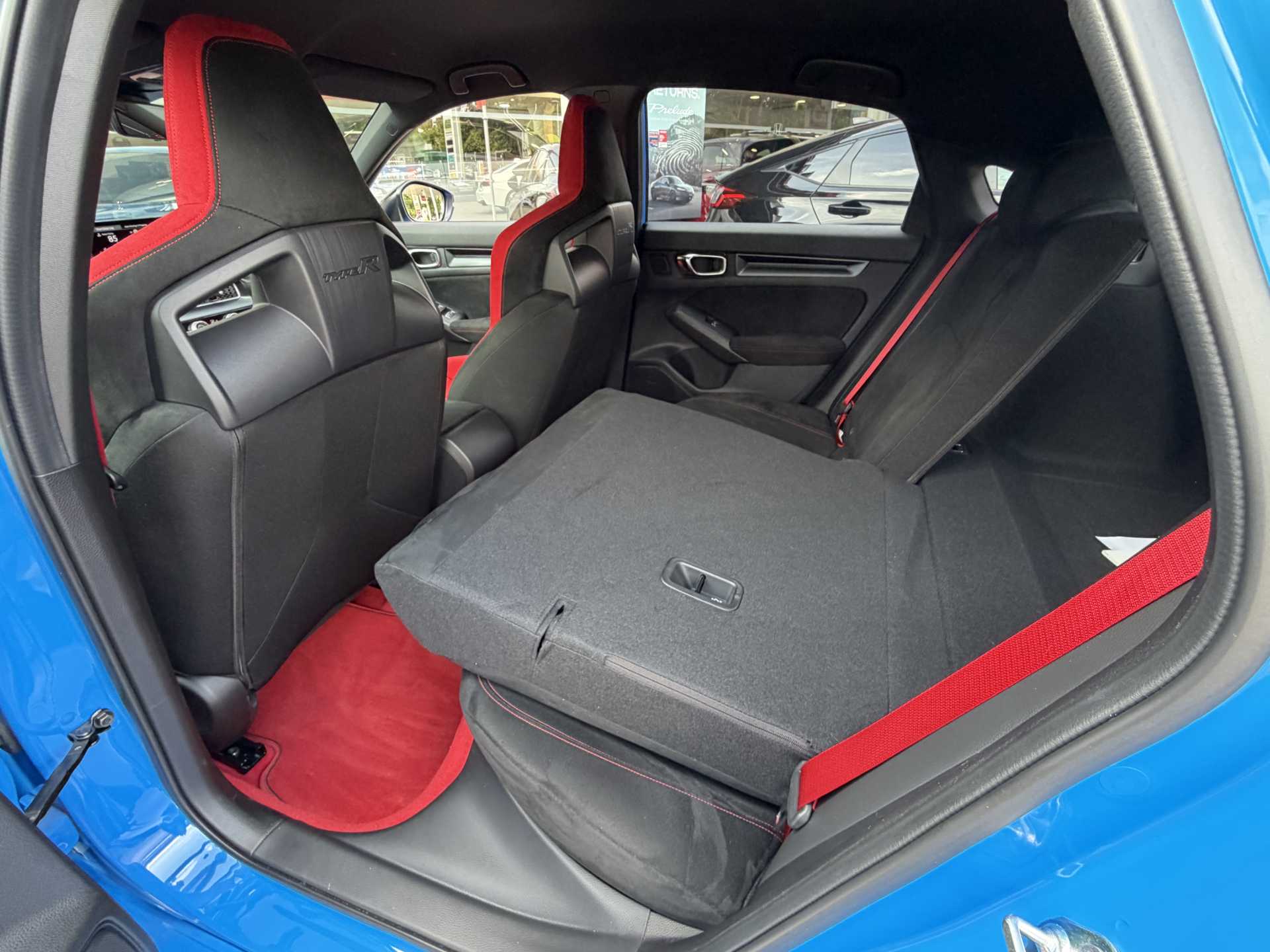 Honda Civic 2.0 VTEC Turbo Type R 5dr — image 19