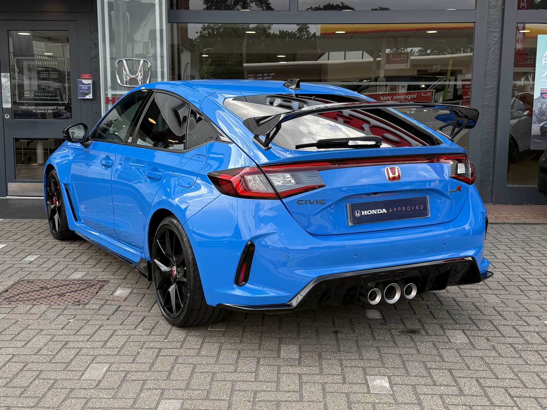 Honda Civic 2.0 VTEC Turbo Type R 5dr - Image 3