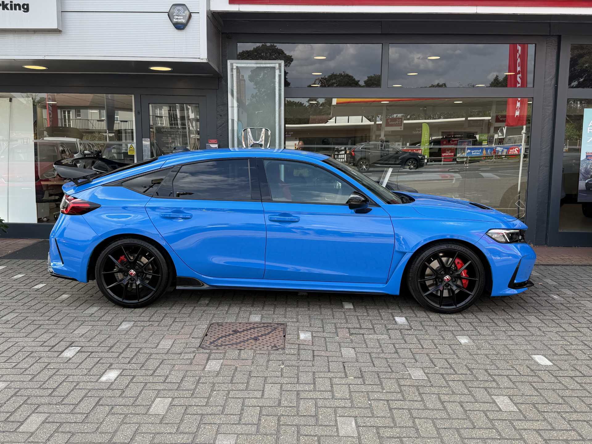 Honda Civic 2.0 VTEC Turbo Type R 5dr - Image 5