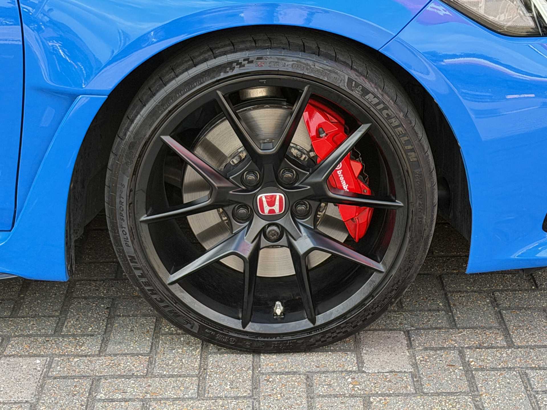 Honda Civic 2.0 VTEC Turbo Type R 5dr — image 9