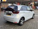 Honda Jazz 1.5 i-MMD Hybrid EX 5dr eCVT - Image 12