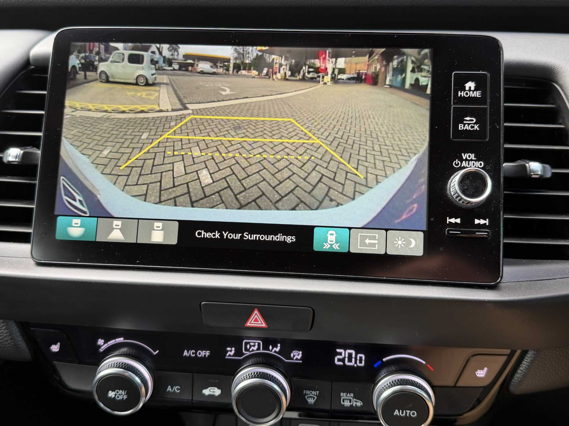 Honda Jazz 1.5 i-MMD Hybrid EX 5dr eCVT - Image 14