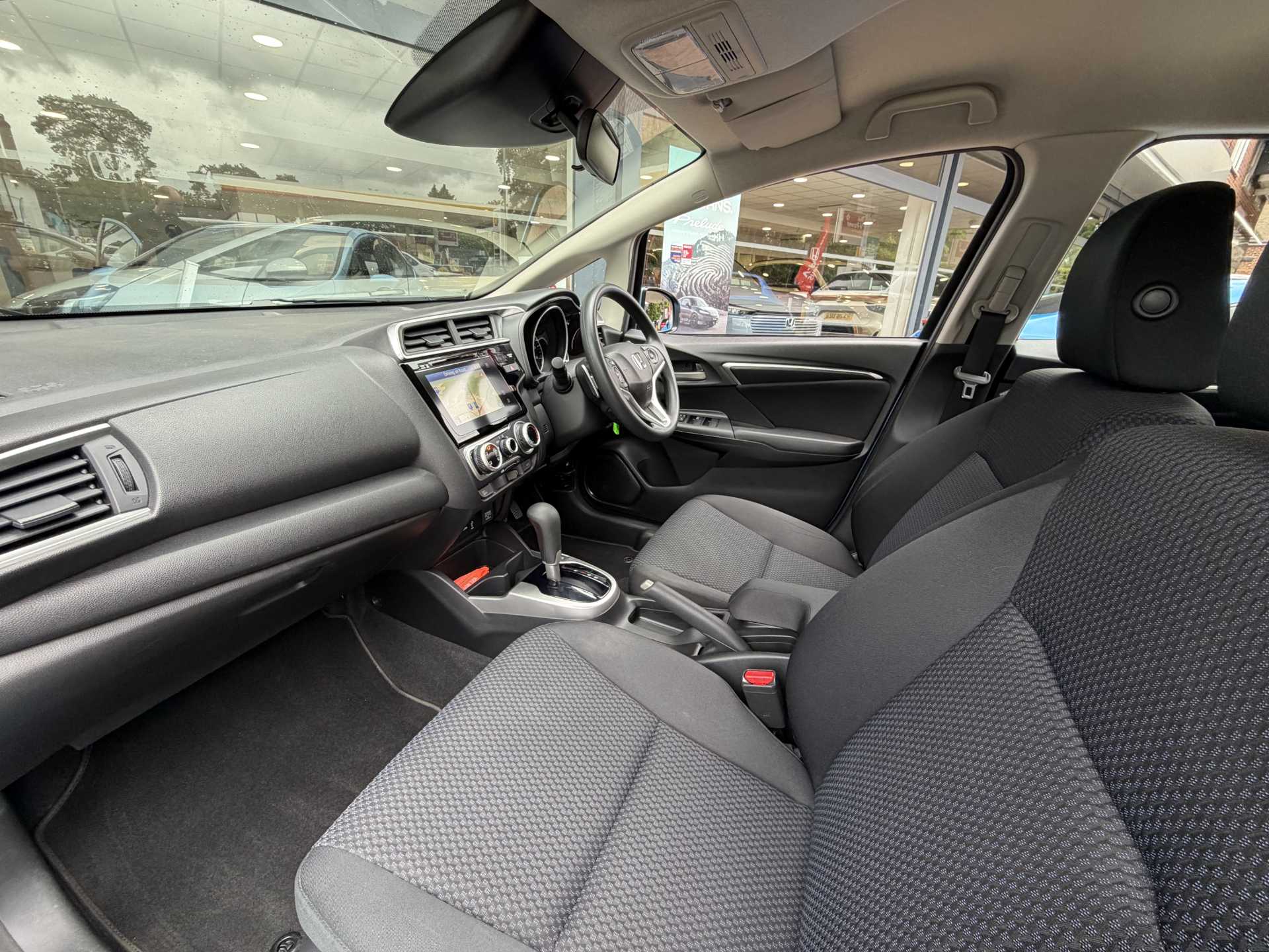 Honda Jazz 1.3 i-VTEC SE Navi 5dr CVT - Image 2