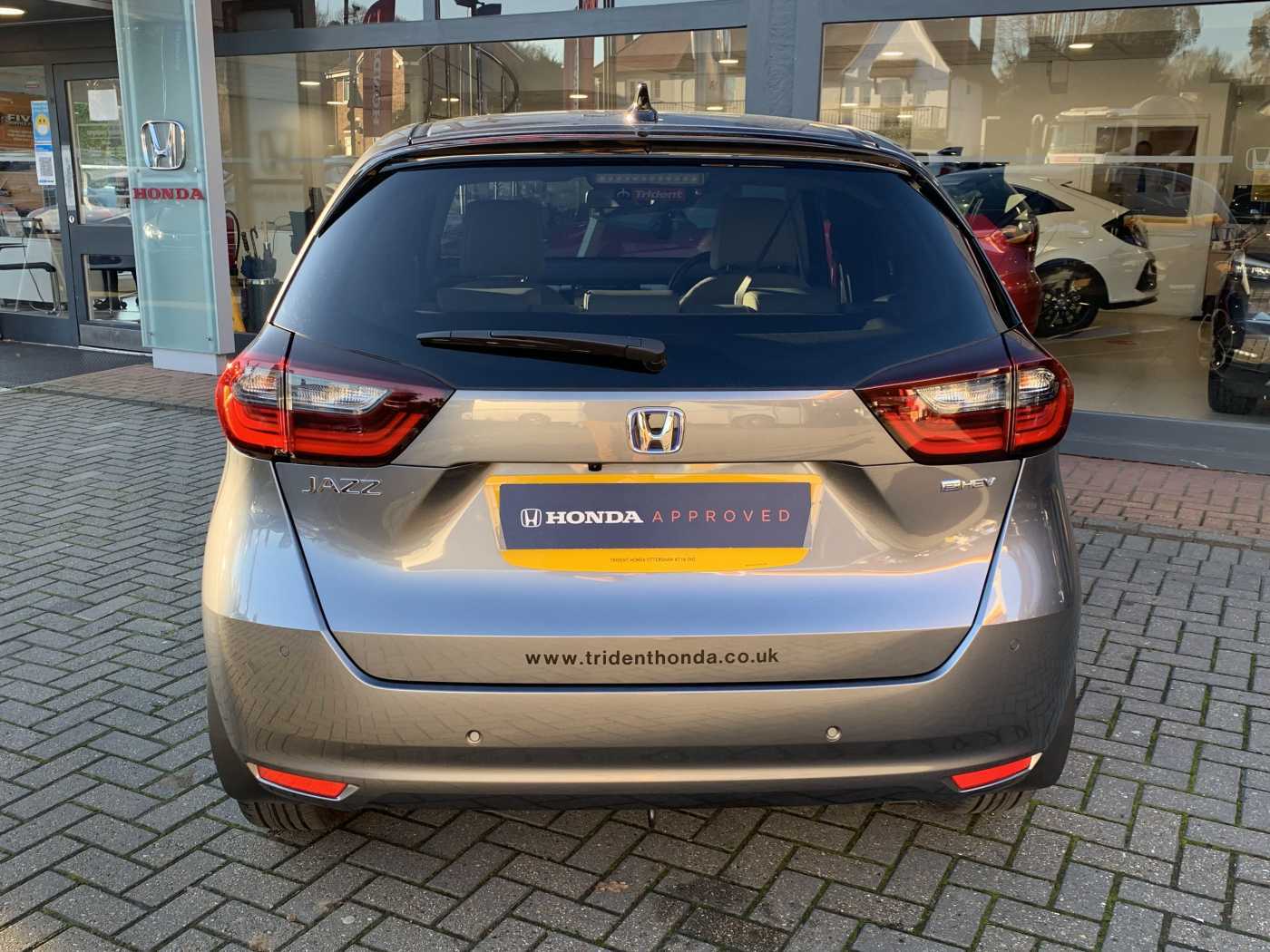 Honda Jazz 1.5 i-MMD Hybrid EX 5dr eCVT - Image 7