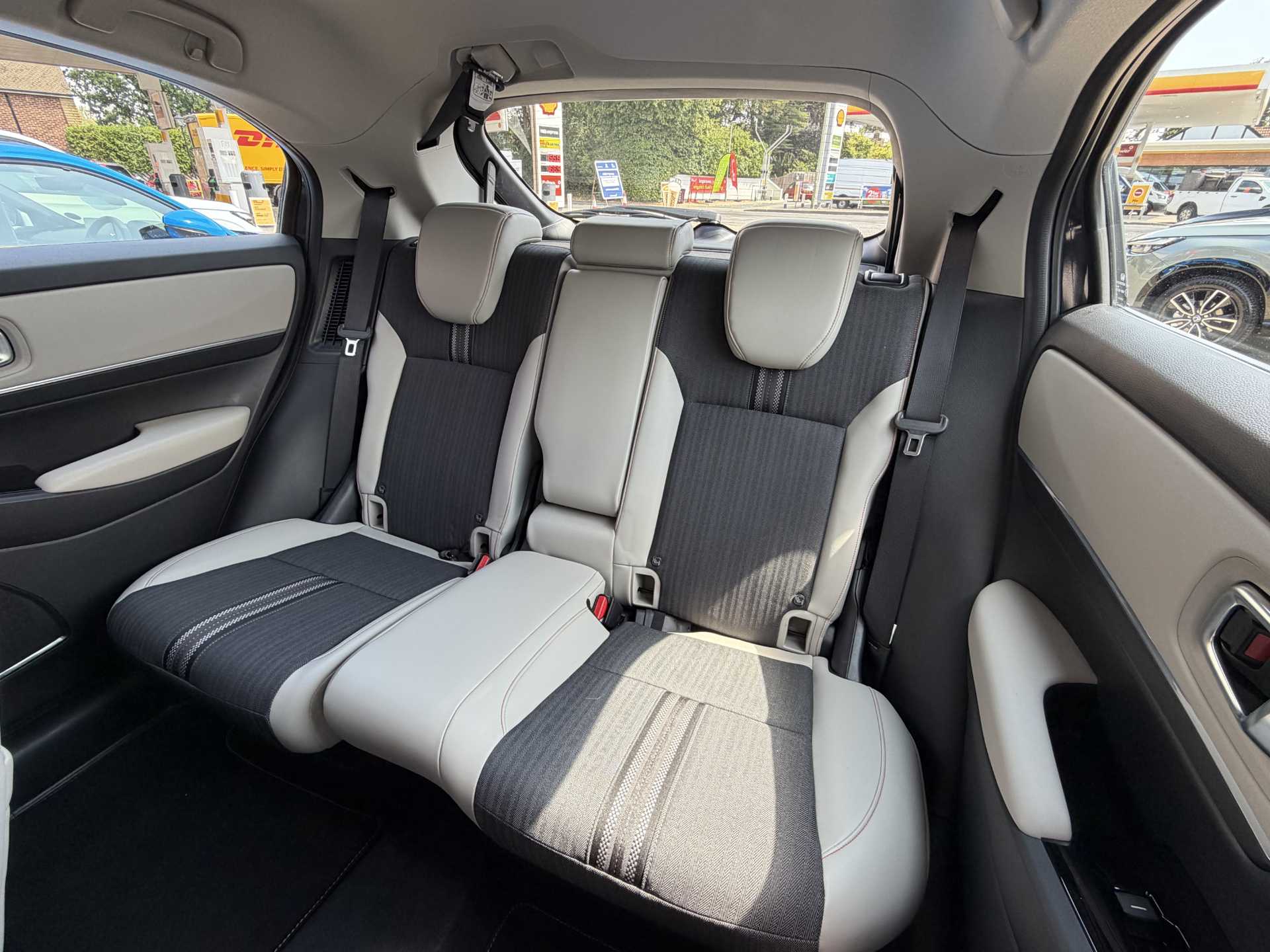 Honda HR-V 1.5 eHEV Advance Style 5dr CVT - Image 8
