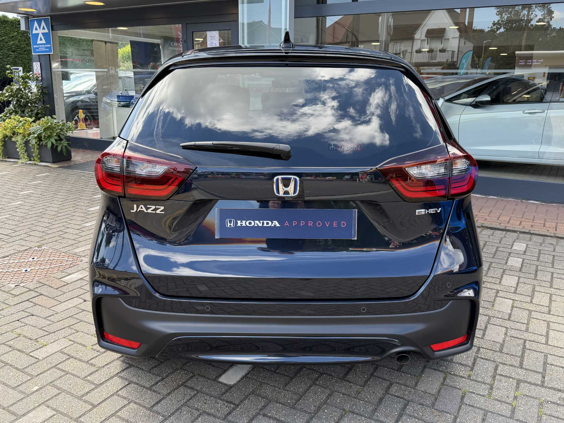Honda Jazz 1.5 i-MMD Hybrid Advance 5dr eCVT - Image 7