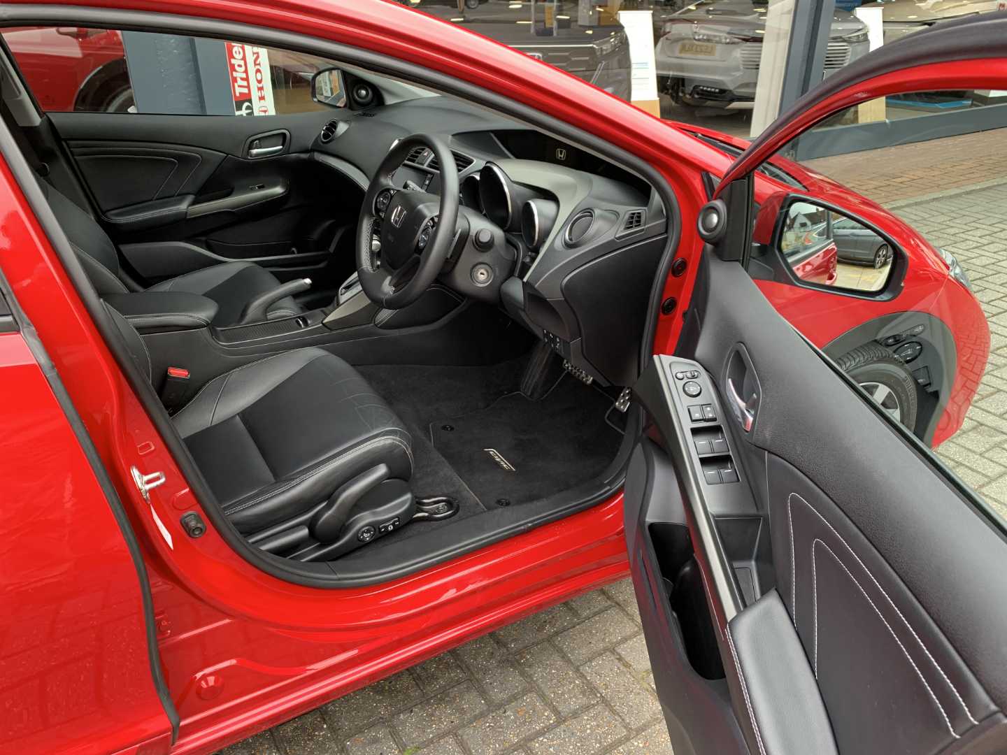 Honda CIVIC 1.8 i-VTEC SR 5dr Auto [DASP] - Image 15