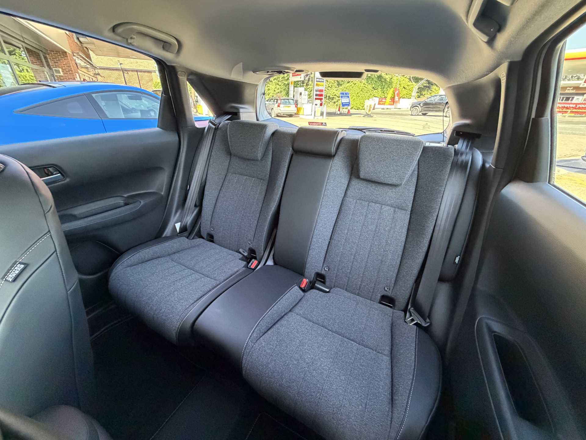Honda Jazz 1.5 i-MMD Hybrid Advance 5dr eCVT - Image 8