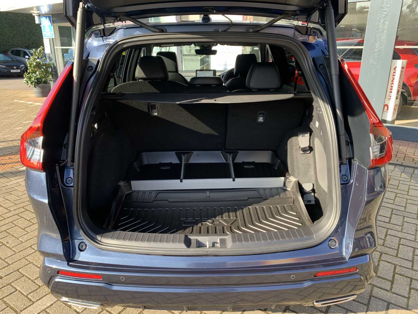 Honda CR-V 2.0 ePHEV Advance Tech 5dr eCVT - Image 13