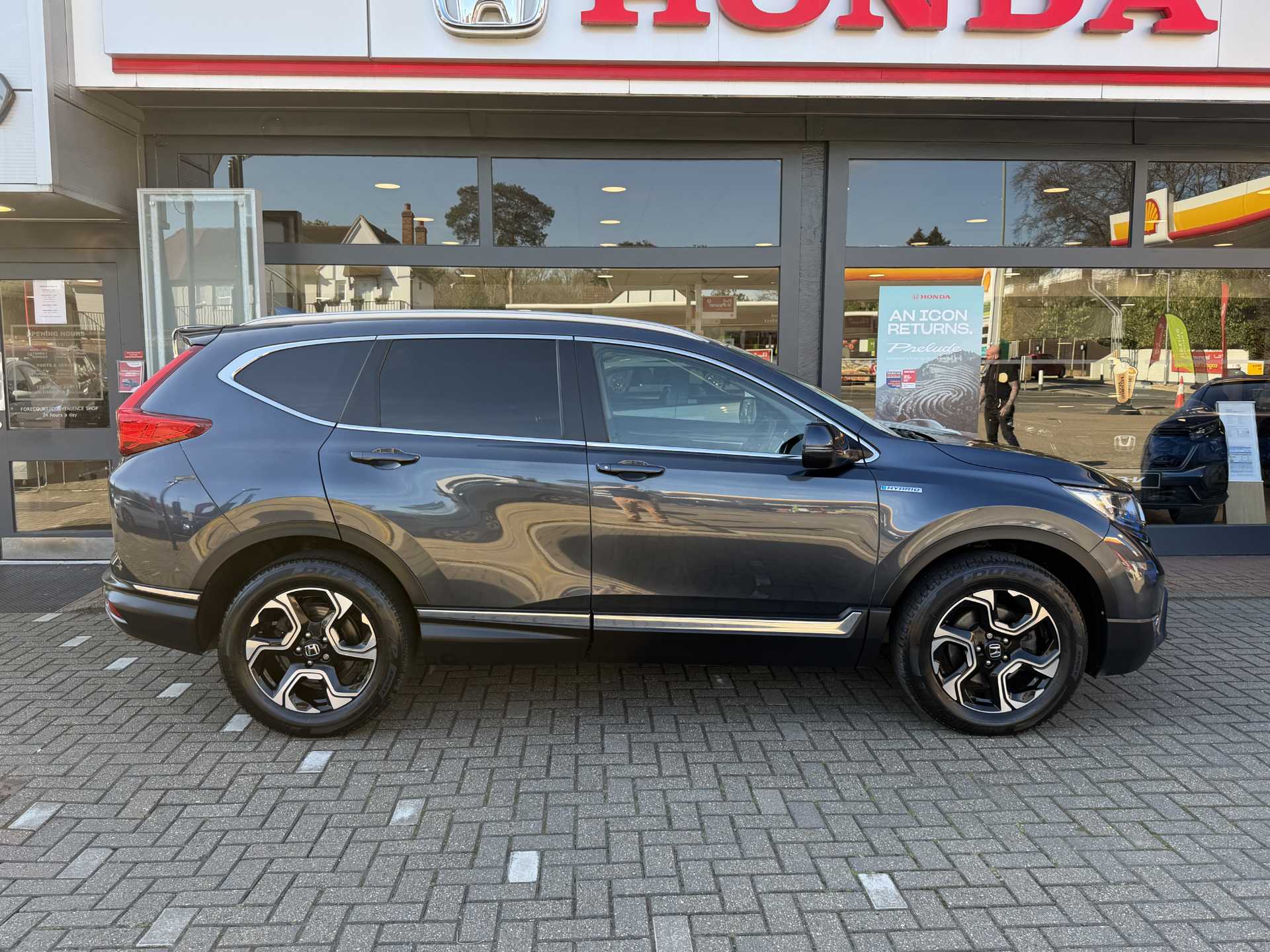 Honda CR-V 2.0 i-MMD Hybrid SR 5dr eCVT - Image 5