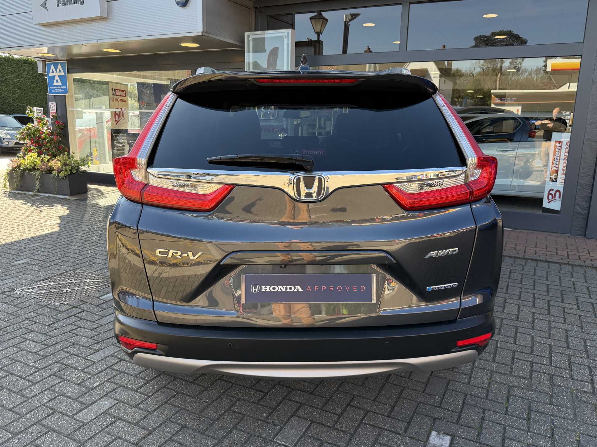 Honda CR-V 2.0 i-MMD Hybrid SR 5dr eCVT - Image 7