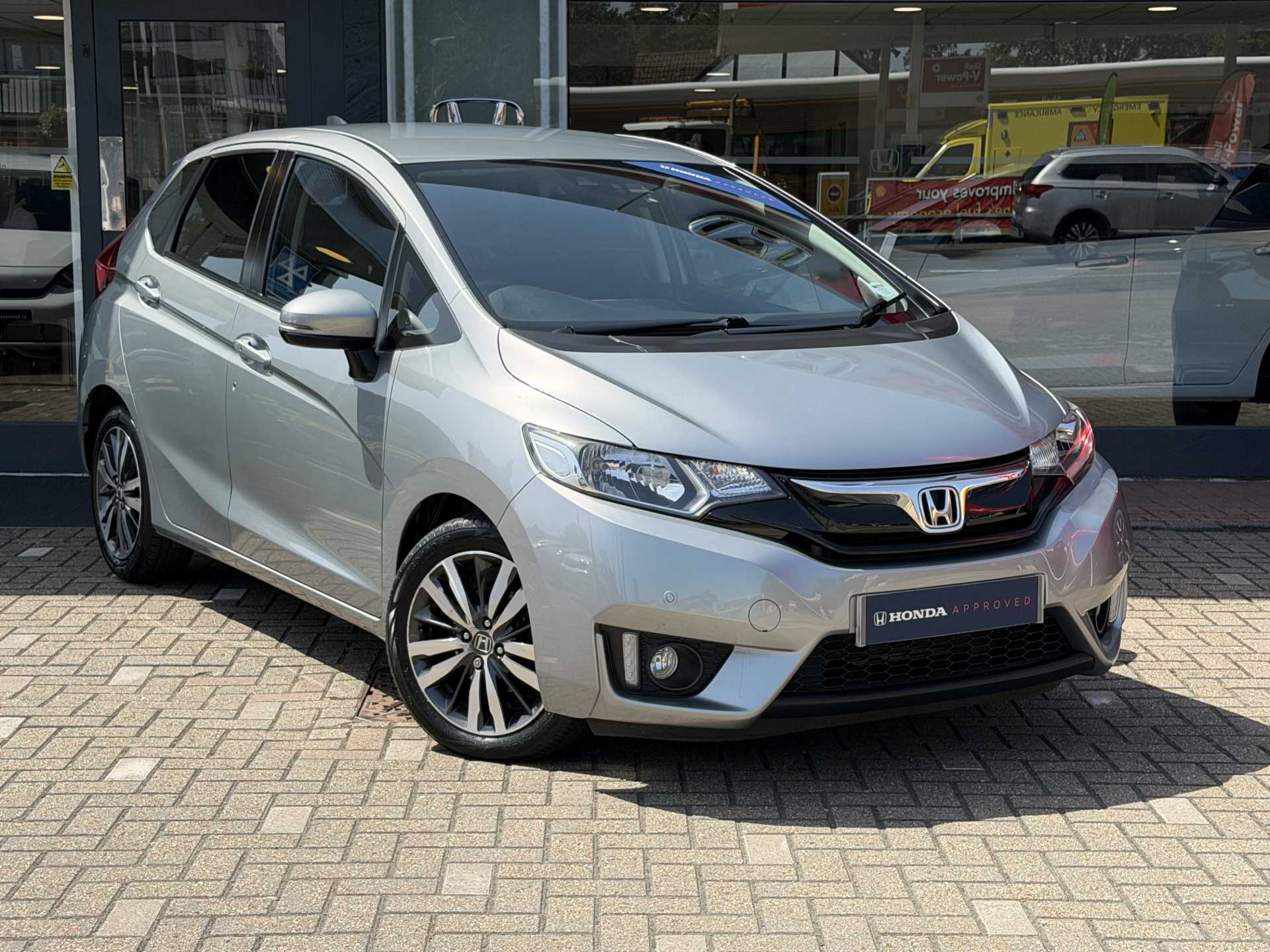 Honda Jazz 1.3 EX Navi 5dr CVT - Image 1