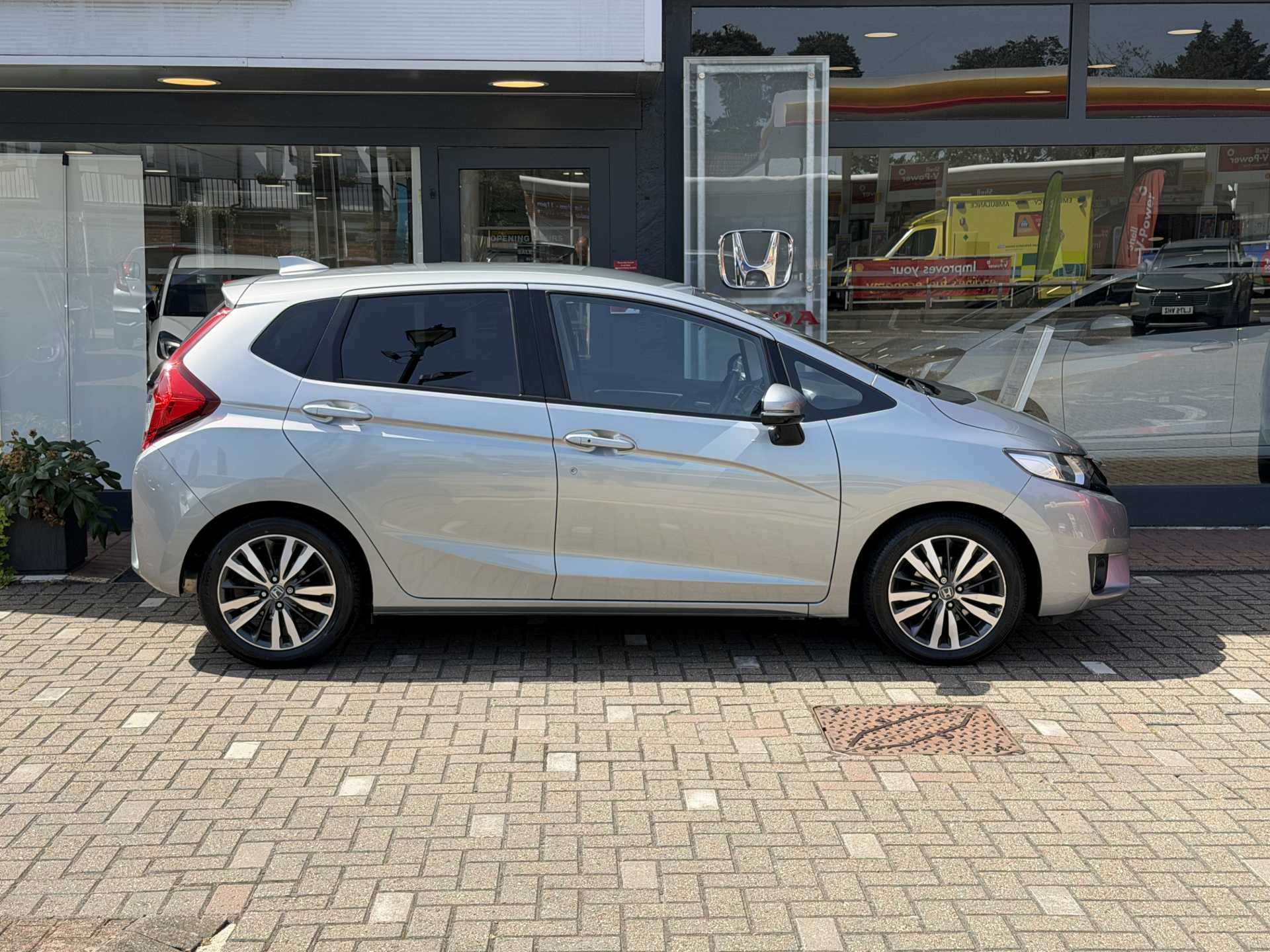 Honda Jazz 1.3 EX Navi 5dr CVT - Image 5