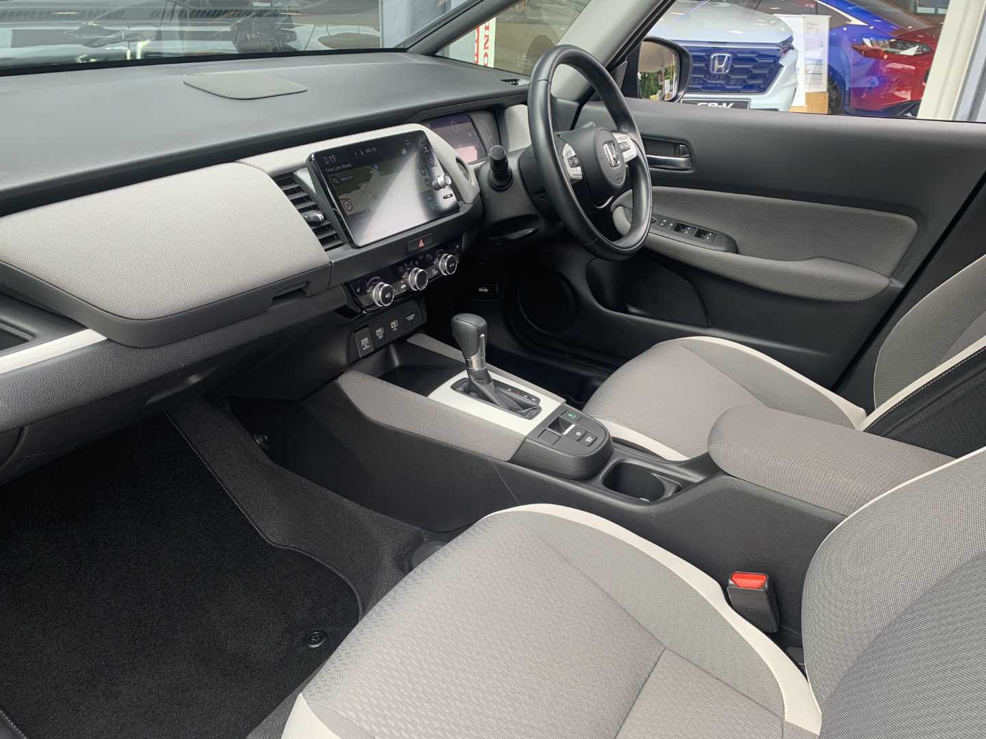 Honda JAZZ 1.5 i-MMD Hybrid Crosstar EX 5dr eCVT - Image 2