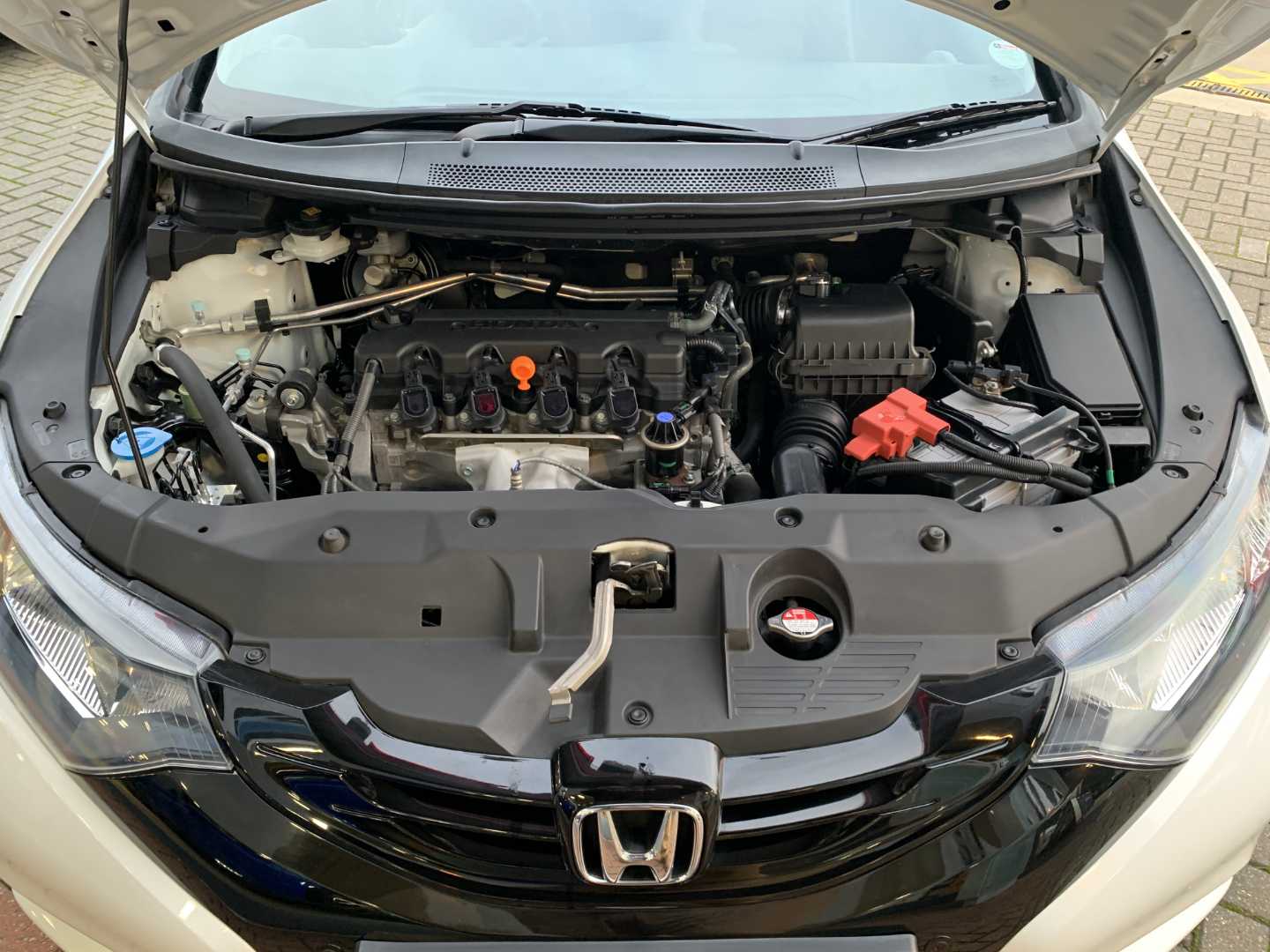 Honda CIVIC Tourer 1.8 i-VTEC SR 5dr Auto - Image 20