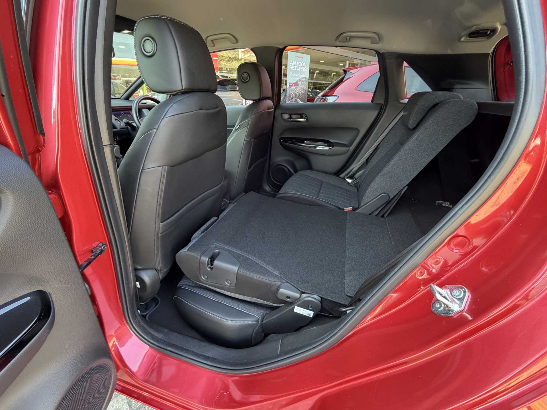Honda Jazz 1.5 i-MMD Hybrid EX 5dr eCVT - Image 19