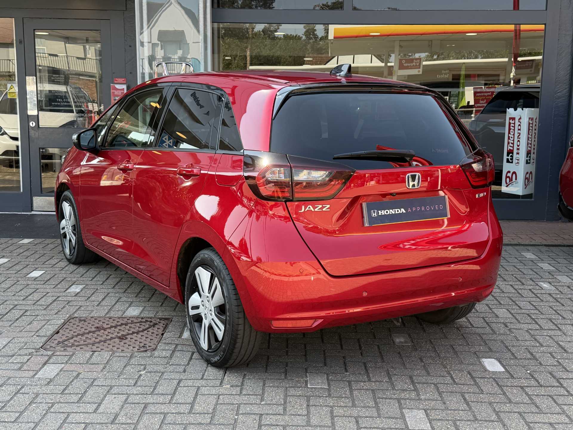 Honda Jazz 1.5 i-MMD Hybrid EX 5dr eCVT - Image 3