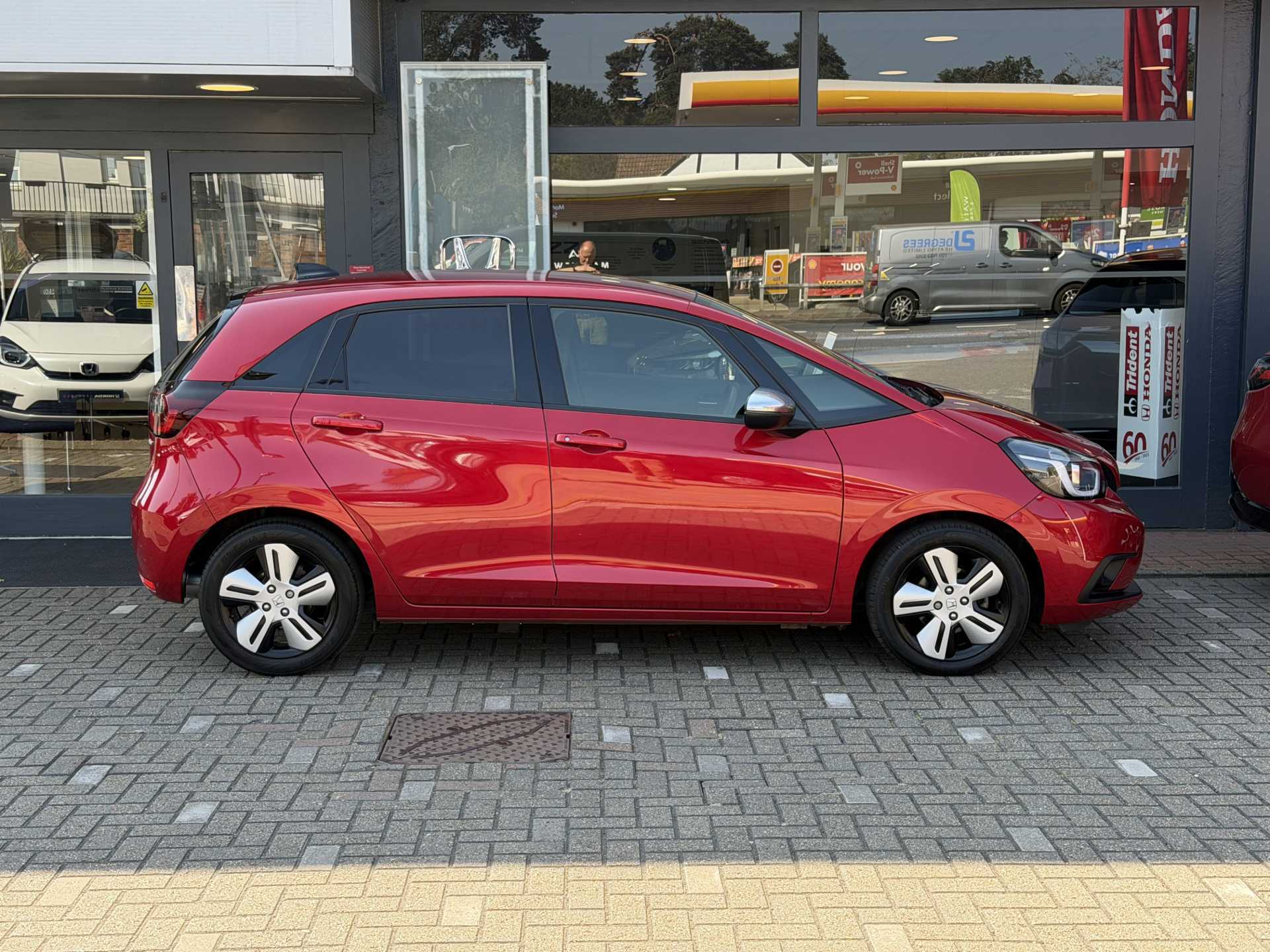 Honda Jazz 1.5 i-MMD Hybrid EX 5dr eCVT - Image 5