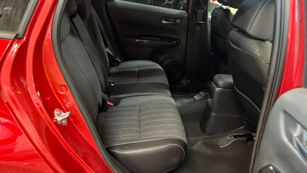 Honda Jazz 1.5 i-MMD Hybrid EX 5dr eCVT - Image 8