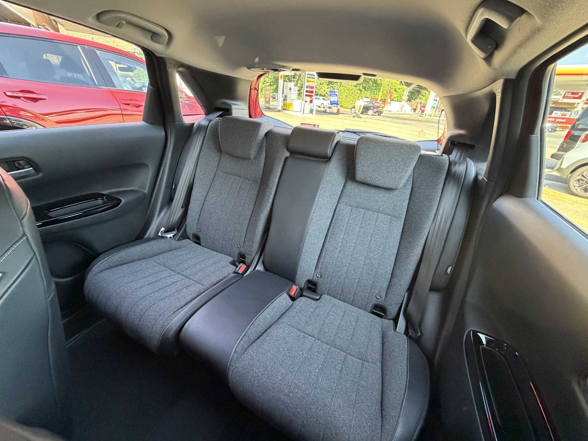 Honda Jazz 1.5 i-MMD Hybrid EX 5dr eCVT - Image 8