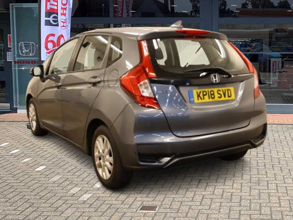 Honda JAZZ 1.3 i-VTEC SE Navi 5dr - Image 3