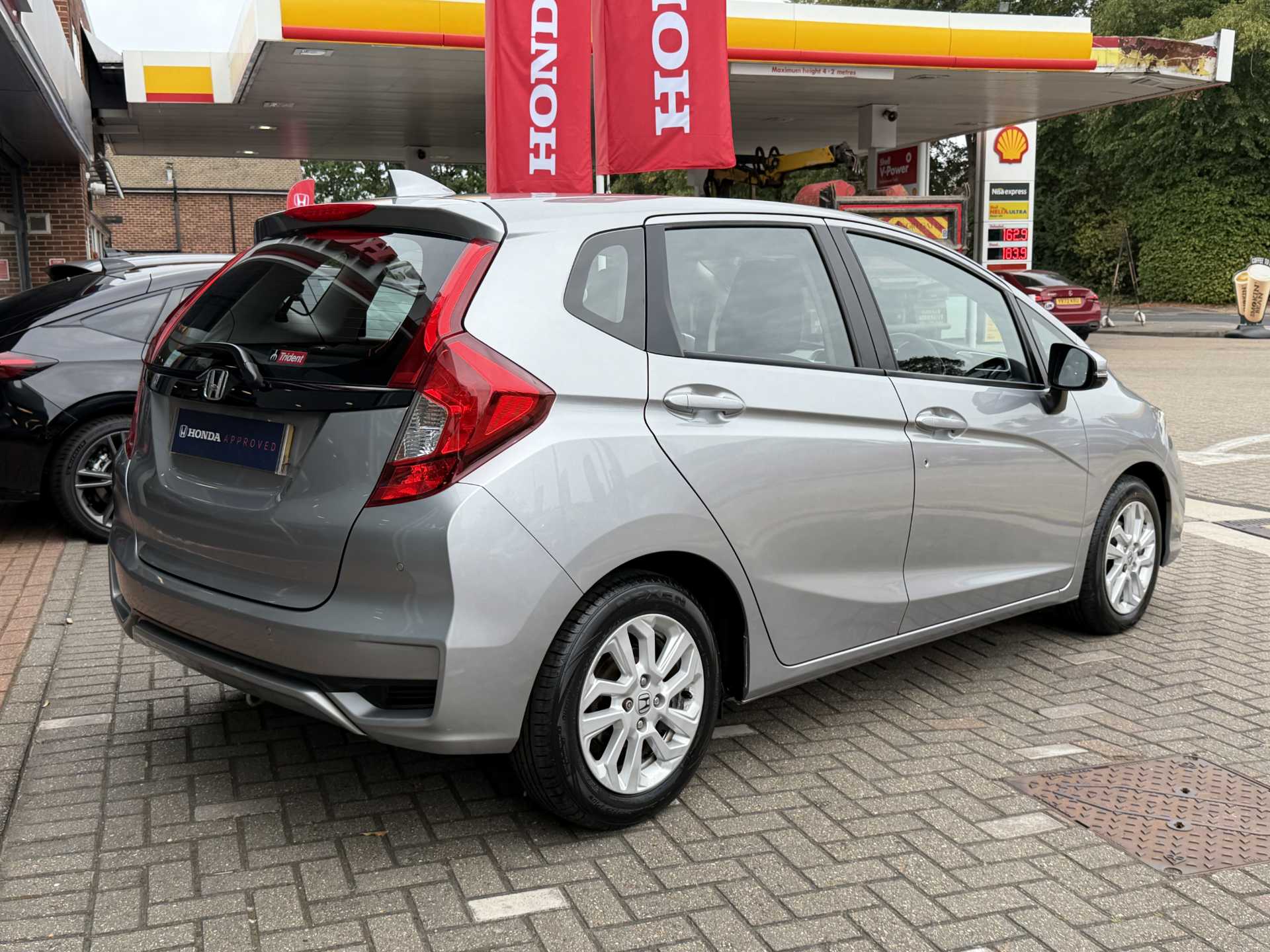 Honda Jazz 1.3 i-VTEC SE 5dr — image 12