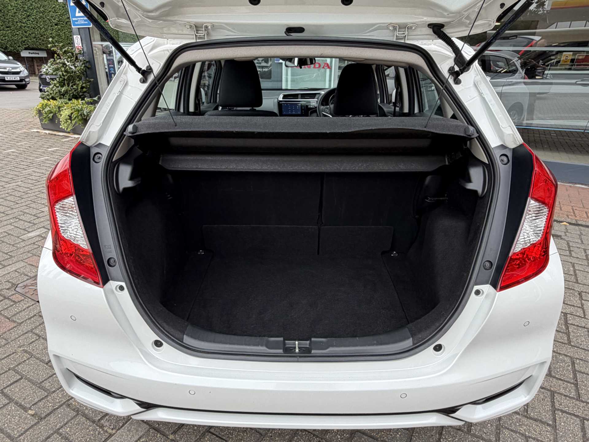 Honda Jazz 1.3 i-VTEC SE 5dr — image 13
