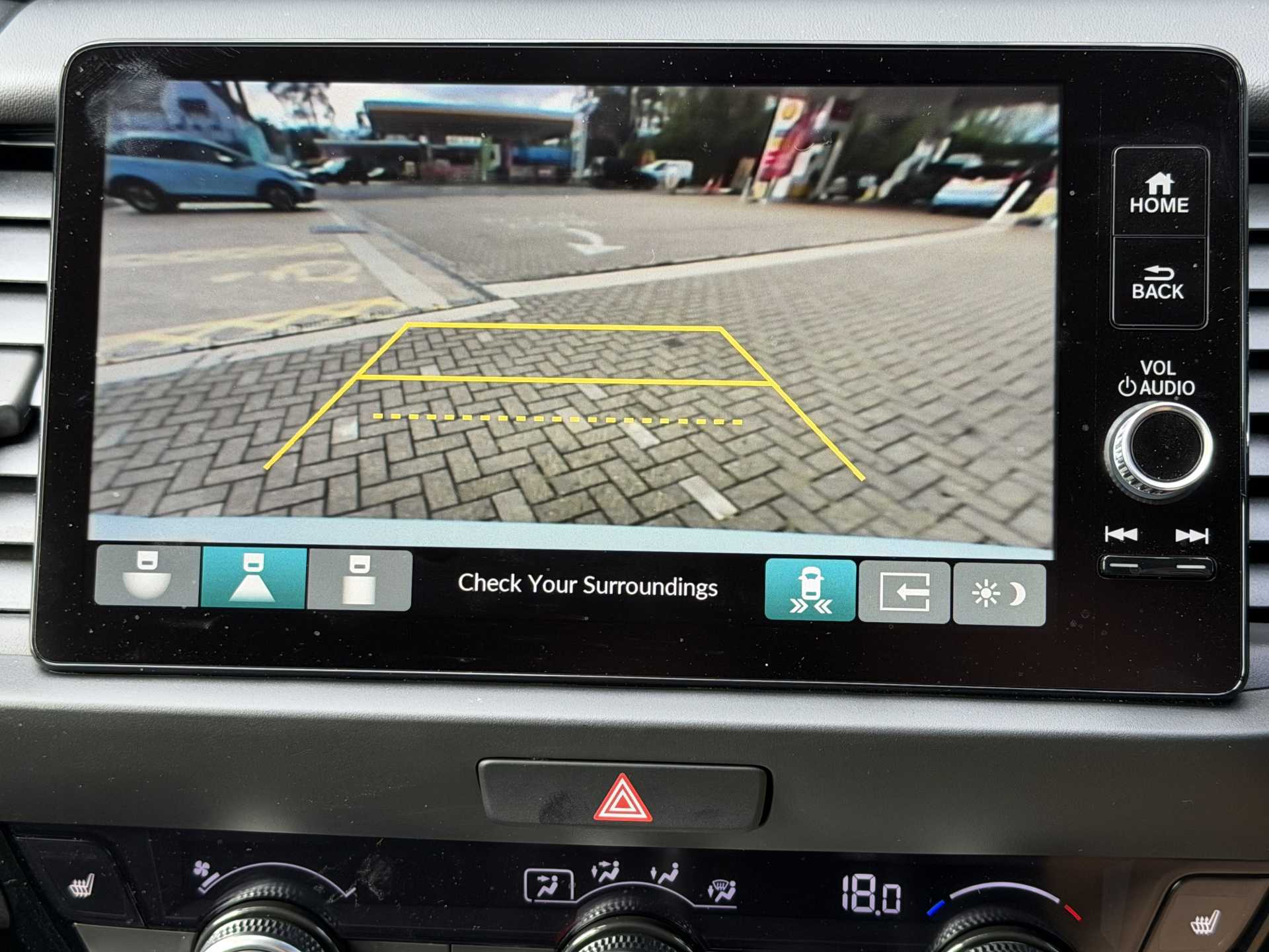 Honda Jazz 1.5 i-MMD Hybrid Advance 5dr eCVT - Image 14