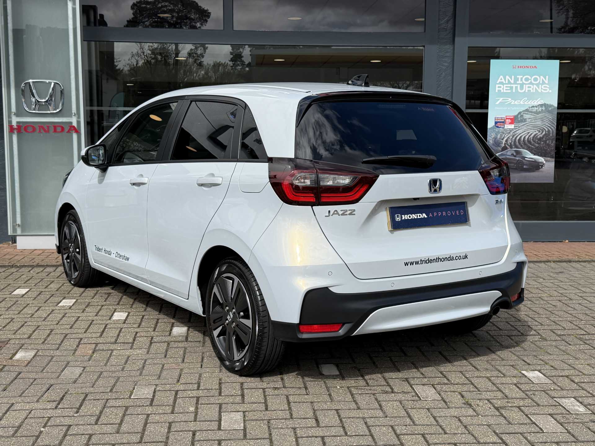 Honda Jazz 1.5 i-MMD Hybrid Advance 5dr eCVT - Image 3