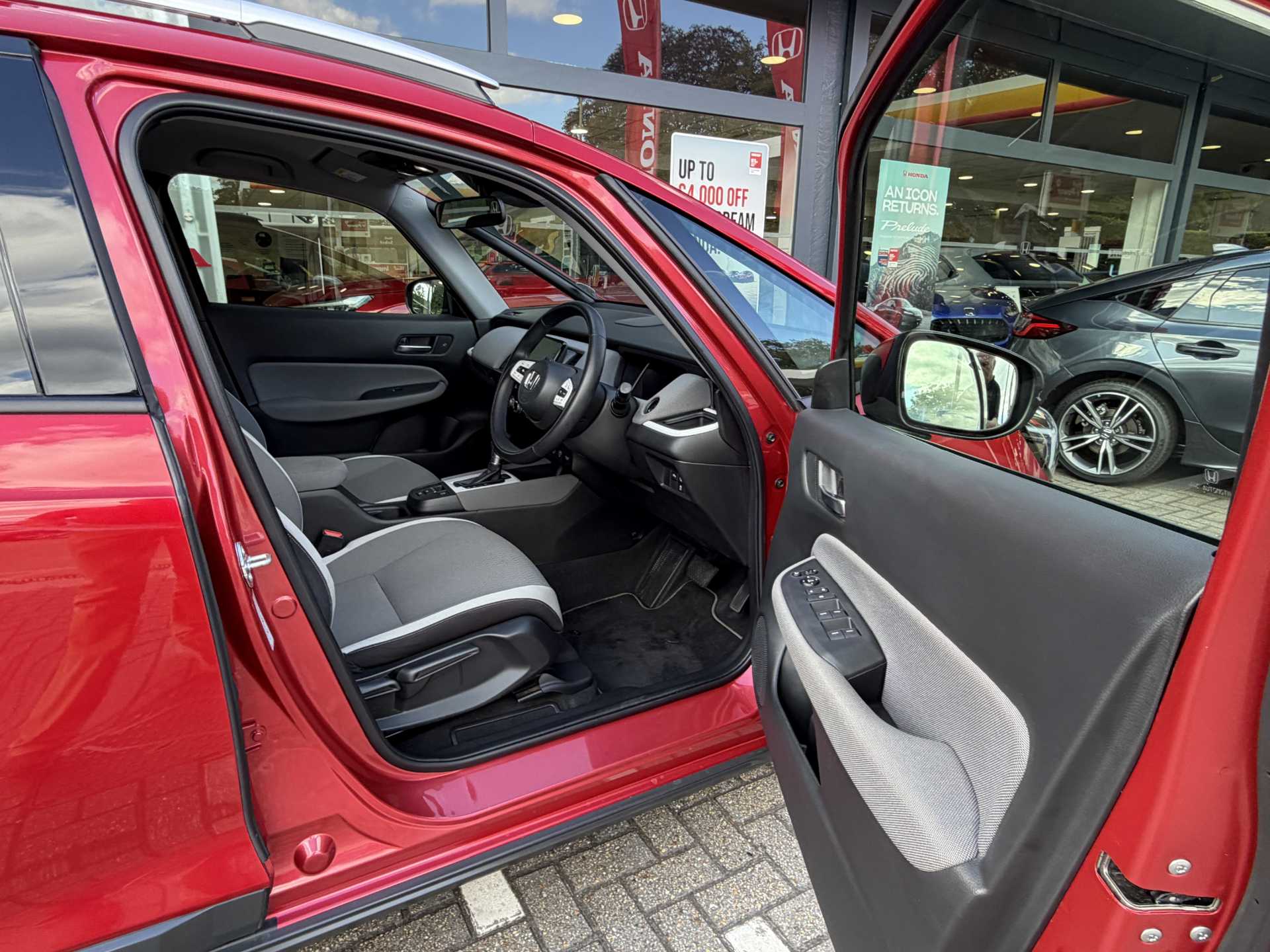 Honda Jazz 1.5 i-MMD Hybrid Crosstar EX 5dr eCVT — image 15
