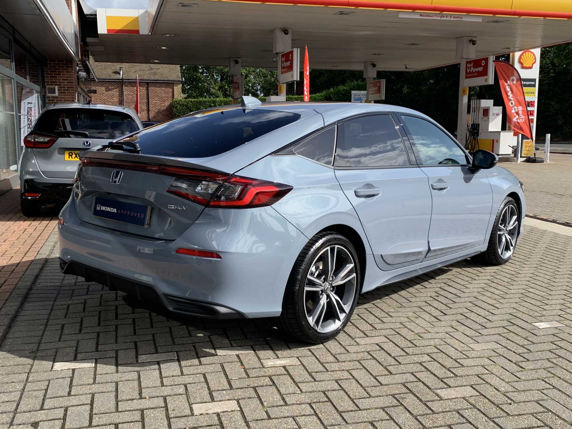 Honda Civic 2.0 eHEV Advance 5dr CVT - Image 12