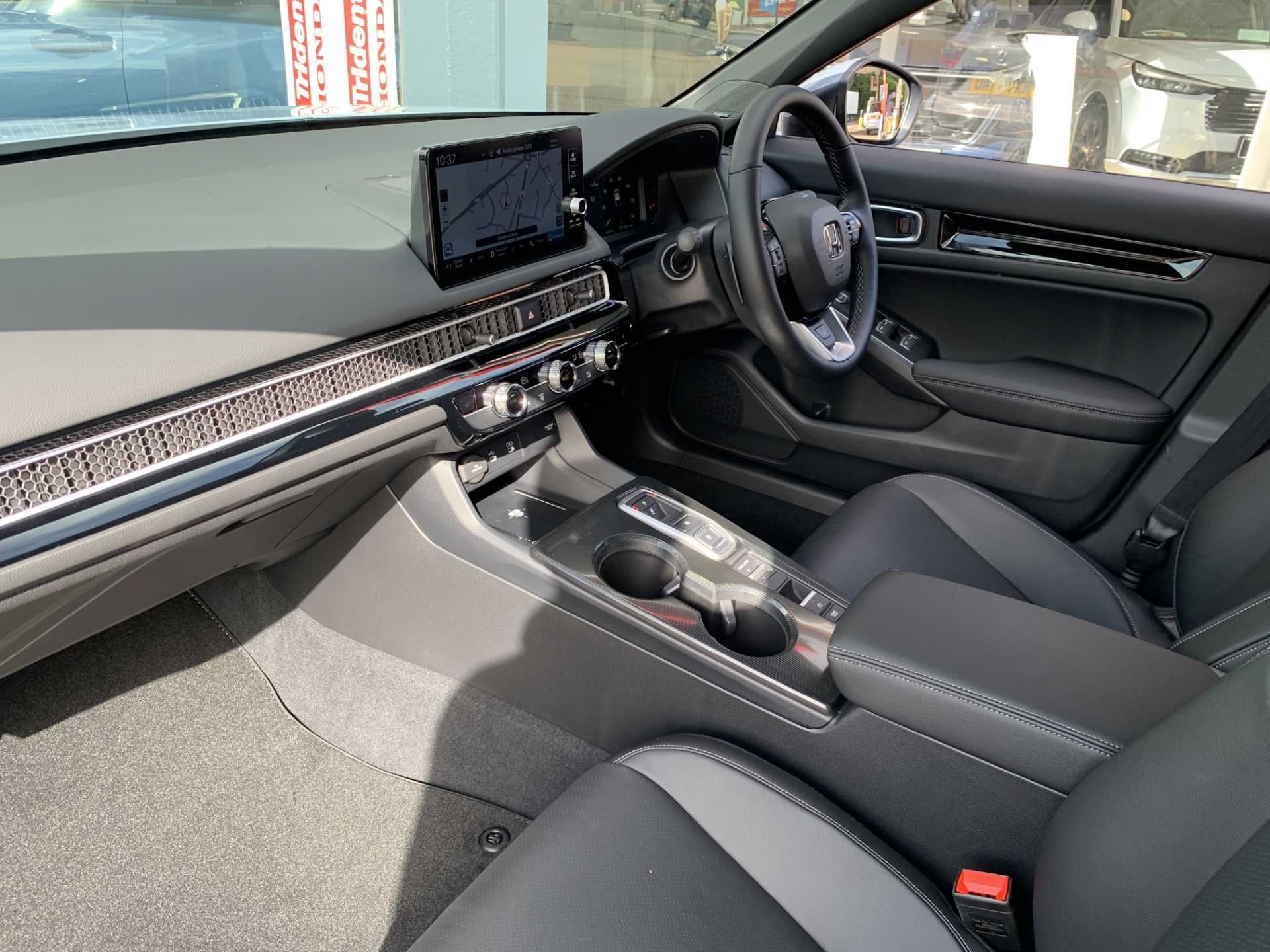 Honda Civic 2.0 eHEV Advance 5dr CVT - Image 2