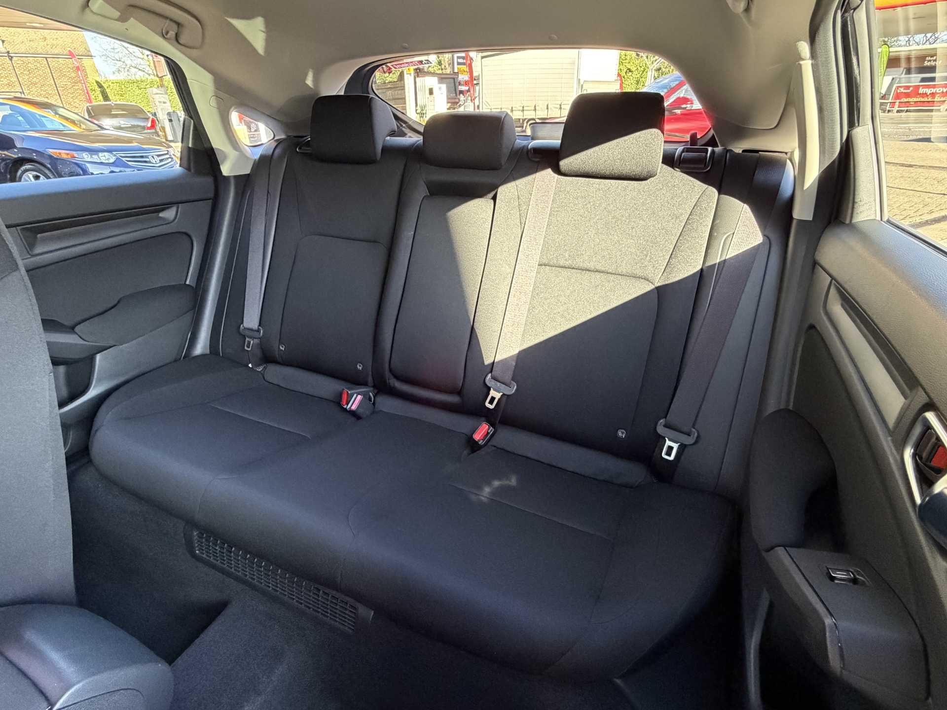 Honda Civic 2.0 eHEV Elegance 5dr CVT - Image 8