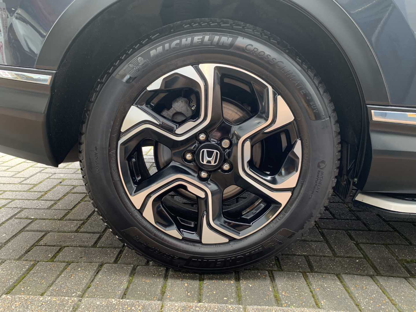 Honda CR-V 2.0 i-MMD Hybrid SR 2WD 5dr eCVT - Image 9