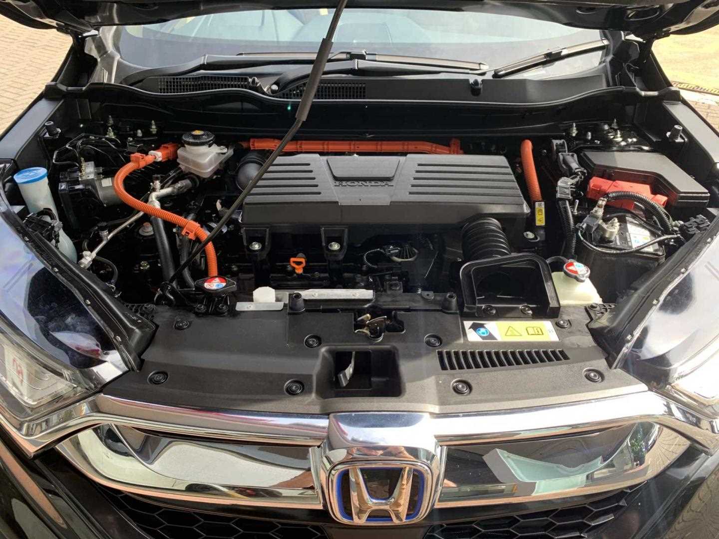 Honda CR-V 2.0 i-MMD Hybrid EX 5dr eCVT - Image 20