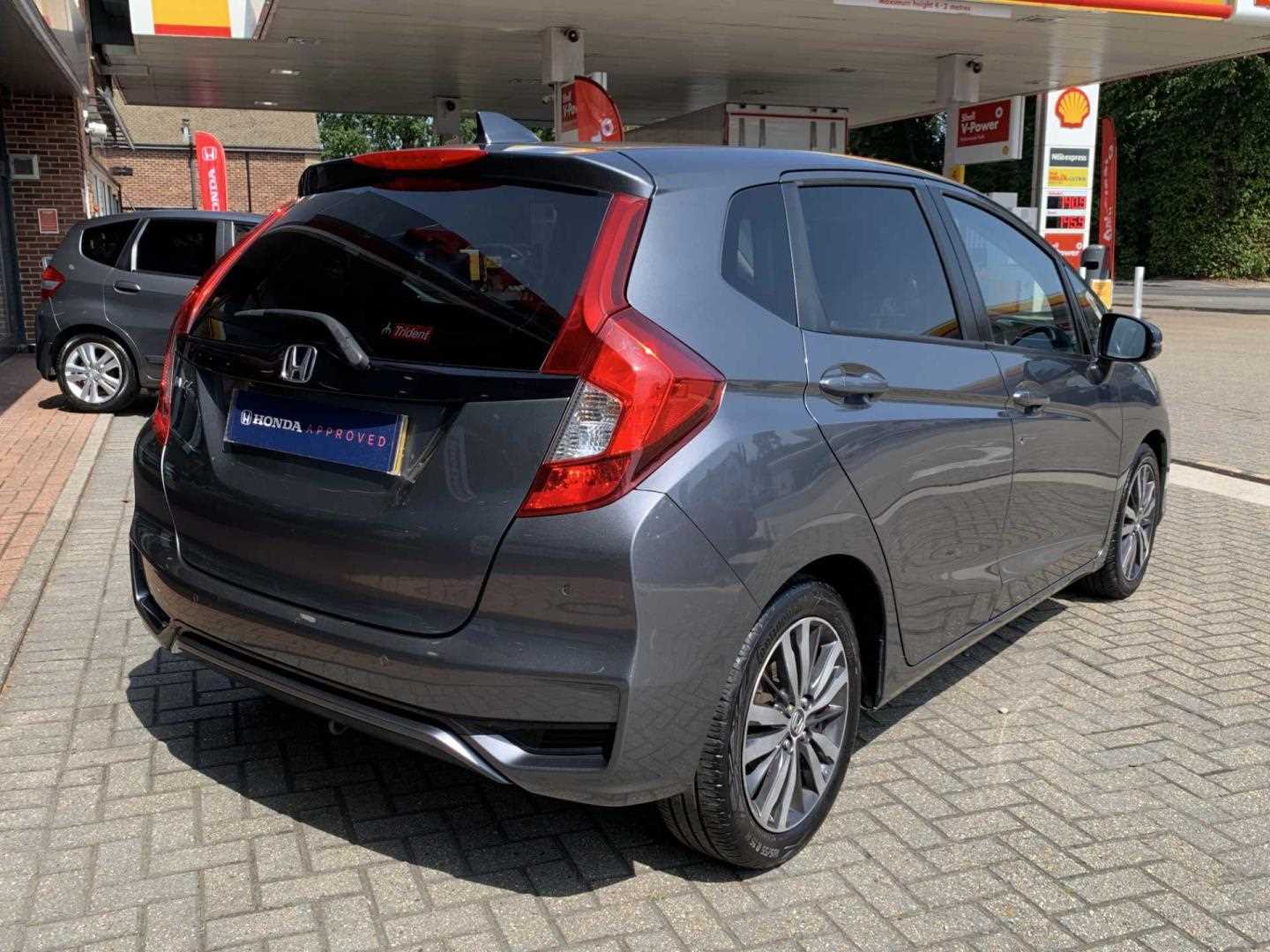 Honda JAZZ 1.3 i-VTEC EX 5dr - Image 12