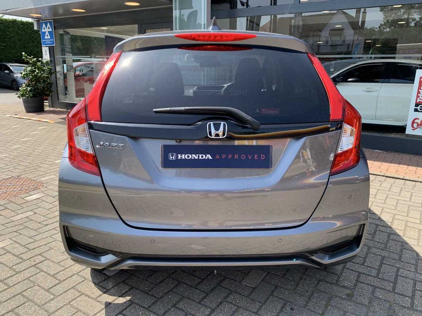 Honda JAZZ 1.3 i-VTEC EX 5dr - Image 7