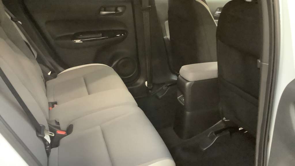 Honda Jazz 1.5 i-MMD Hybrid Crosstar EX 5dr eCVT - Image 8